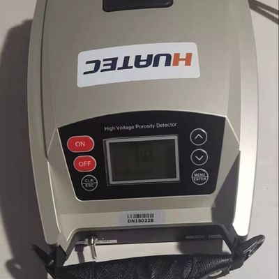 كاشف مسامية العيوب الصناعي عبر الإنترنت HD-130 بشاشة LCD وإنذار صوتي ومرئي لكاشف عيوب طلاء خطوط الأنابيب والخزانات