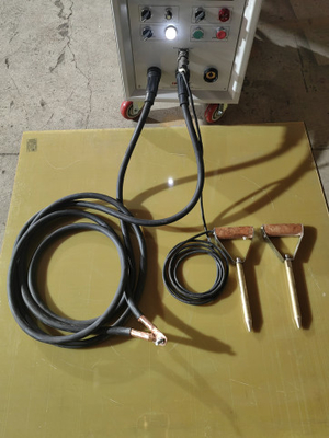 HCDX-1500 0 ~ 1500A AC / DC كاشف خلل الجسيمات المغناطيسية المتحركة