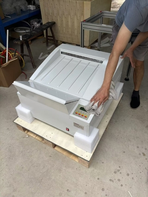 20-60 ثانية وقت تطوير كاشف عيوب الأشعة السينية NDT / معالج تطوير الأفلام HDL-P17A مع سعة خزان الدواء الثابت