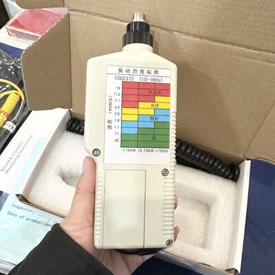 الحكم على فشل محمل الدوران ومقياس اهتزاز جيب علبة التروس