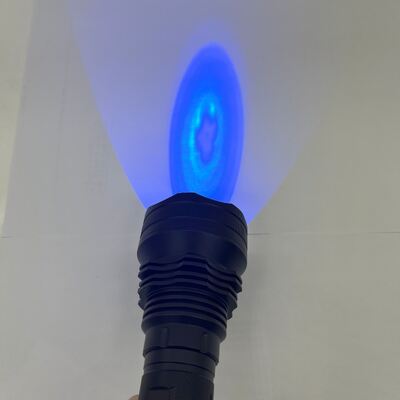 مصباح يدوي LED صغير للأشعة فوق البنفسجية بلمعان فائق وساعات عمل طويلة