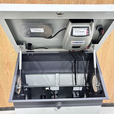 HUATEC-8DJ Pulse High Voltage Geomembrane Leak Detector 0.6~31.5KV أداة اختبار تسرب ثقوب الحفرة في المنسوجات الأرضية